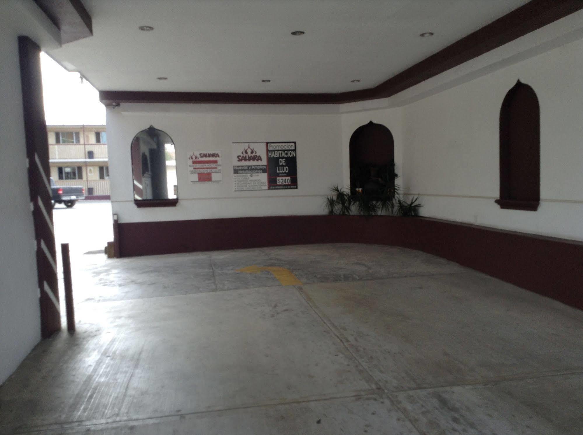 Hotel Sahara Chapultepec  Exterior photo