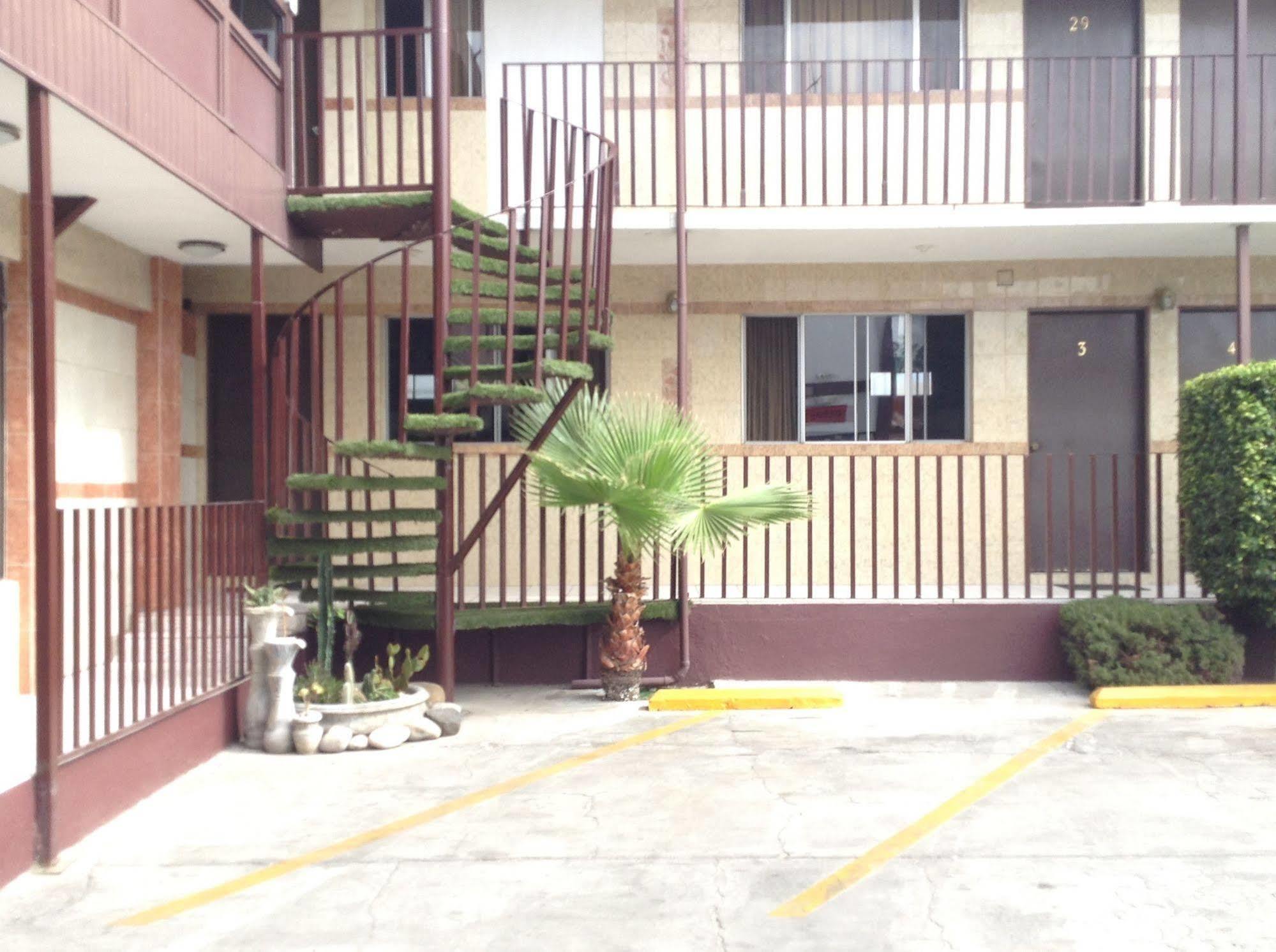 Hotel Sahara Chapultepec  Exterior photo